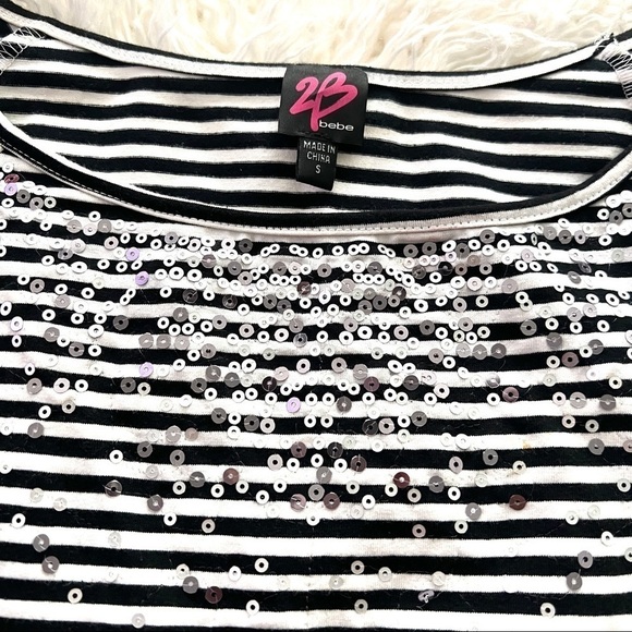 2B by Bebe Adorable 3/4 Sleeve Sequin Scoop Neck Crop Top! - Picture 7 of 12